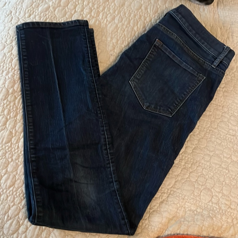 $7 CLEAR OUT SALE - LOFT midrise,Modern Straight jeans size 29/8